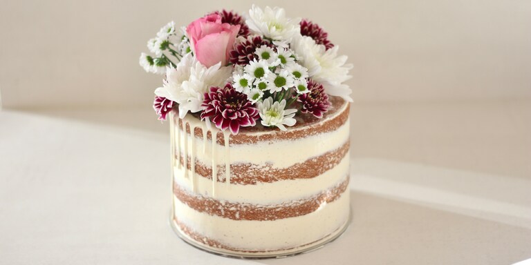 GET BAKING WITH AEG